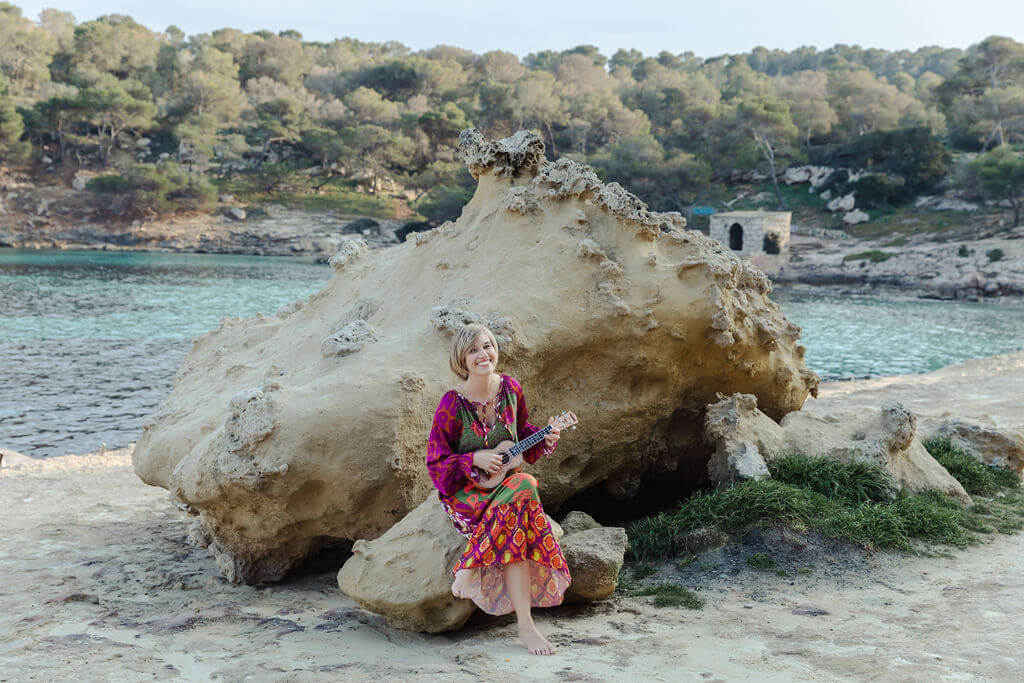 beautiful shoot in Mallorca for spiritual guide
